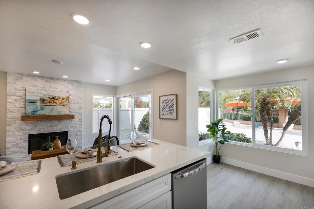 https://cdn.realtyfeed.com/cdn/127/306587256/9607eda7f8c3db8f981db01b6415565f.webp