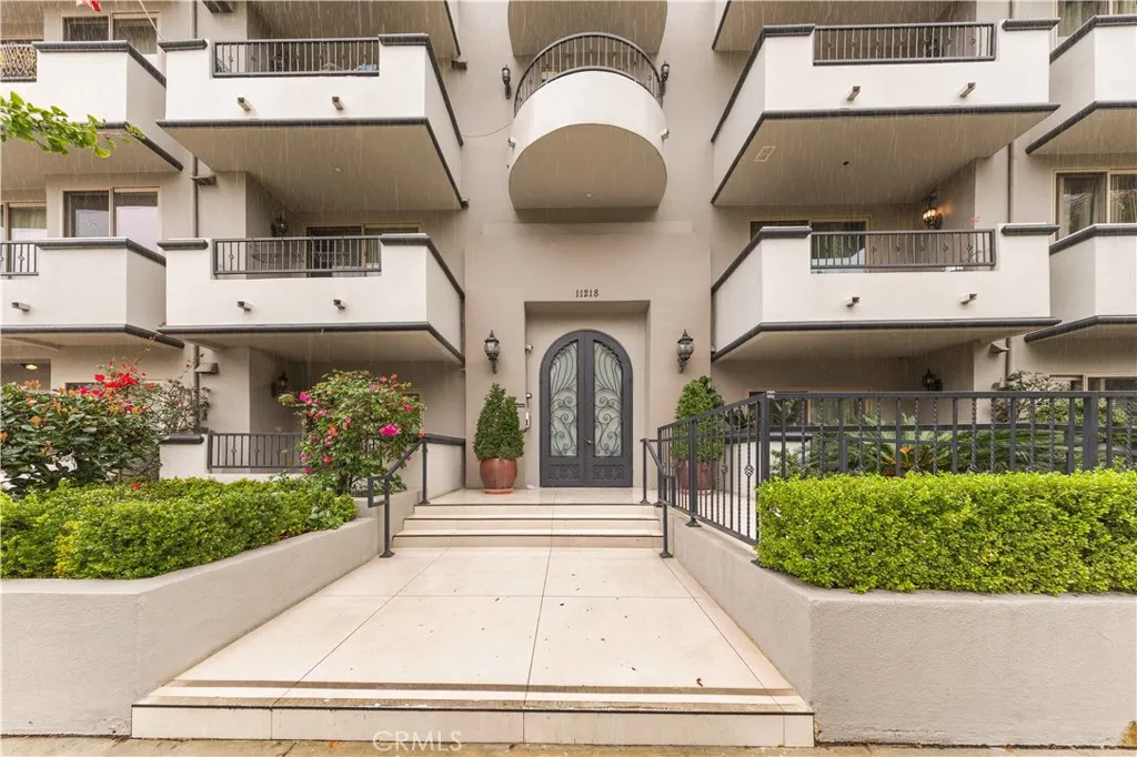 Toluca Lake, CA 91602