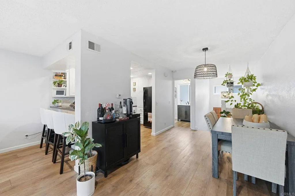 Photo #8: PTP2508532 Listing: Photo #8