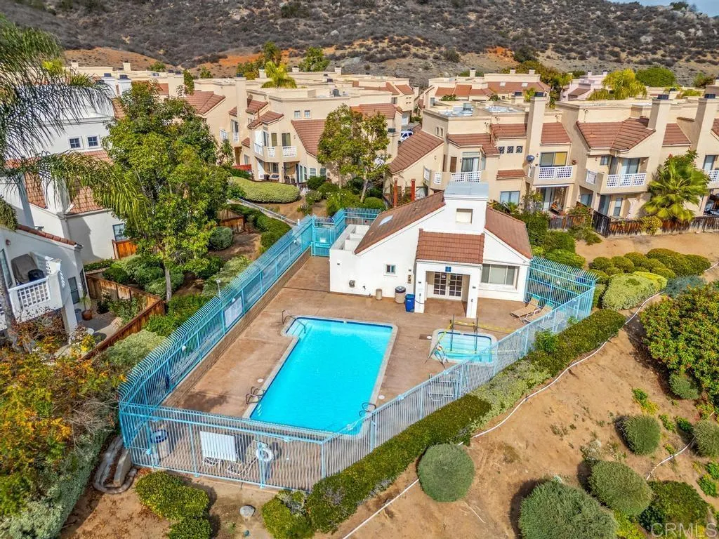 https://cdn.realtyfeed.com/cdn/127/306587371/5a86cb43c703d3b87006d0ef26a46e61.webp
