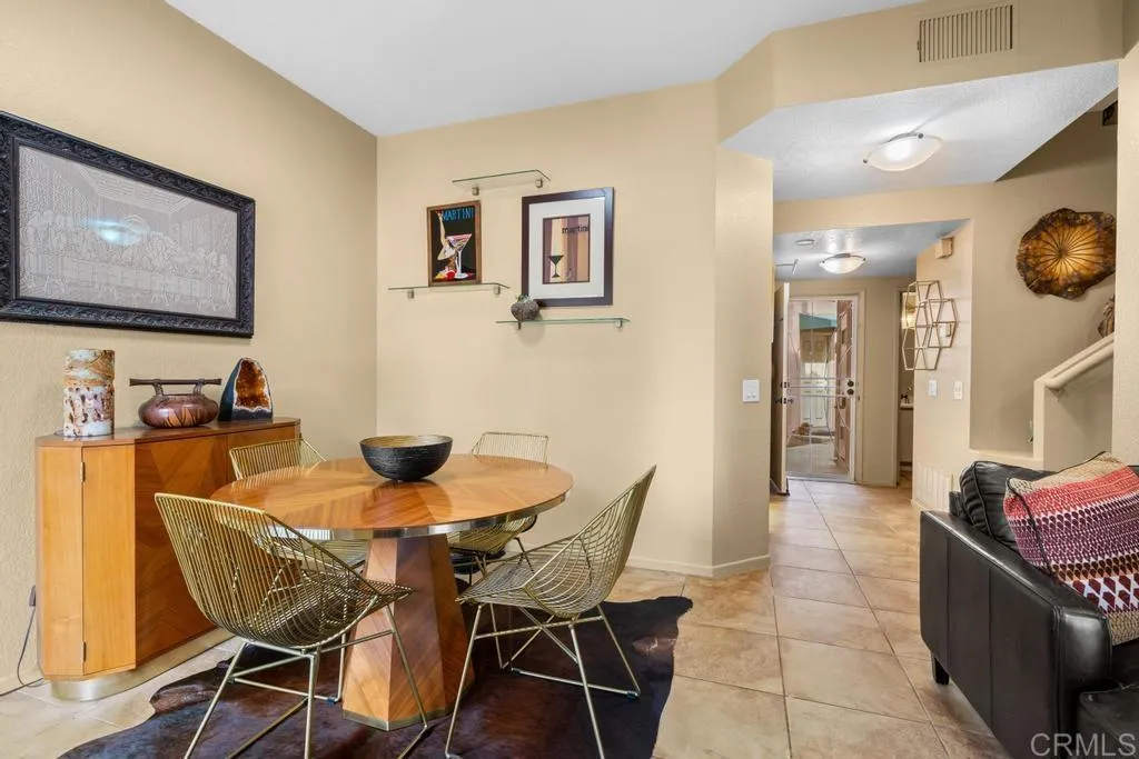 https://cdn.realtyfeed.com/cdn/127/306587371/cd141163fe2f06214b782e23d1856140.webp