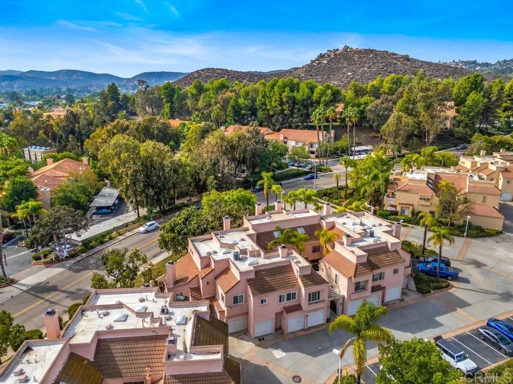 https://cdn.realtyfeed.com/cdn/127/306587371/d40d9d4875941088d2c365f3dec02952.webp