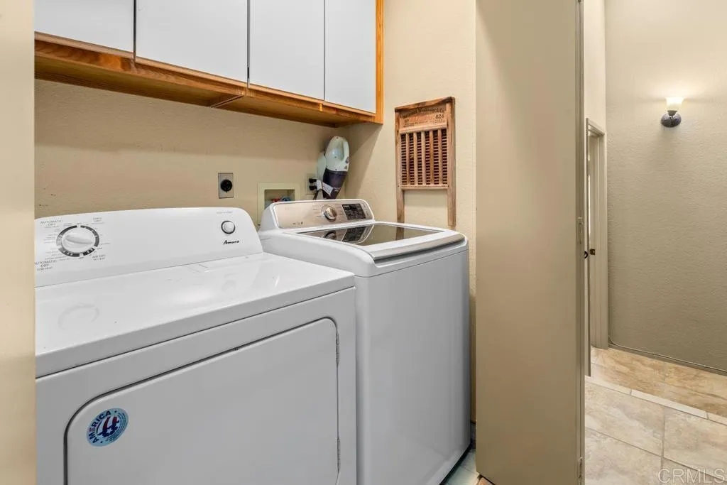 https://cdn.realtyfeed.com/cdn/127/306587371/d4c642f9a9cc035e6bee90259fe5a030.webp