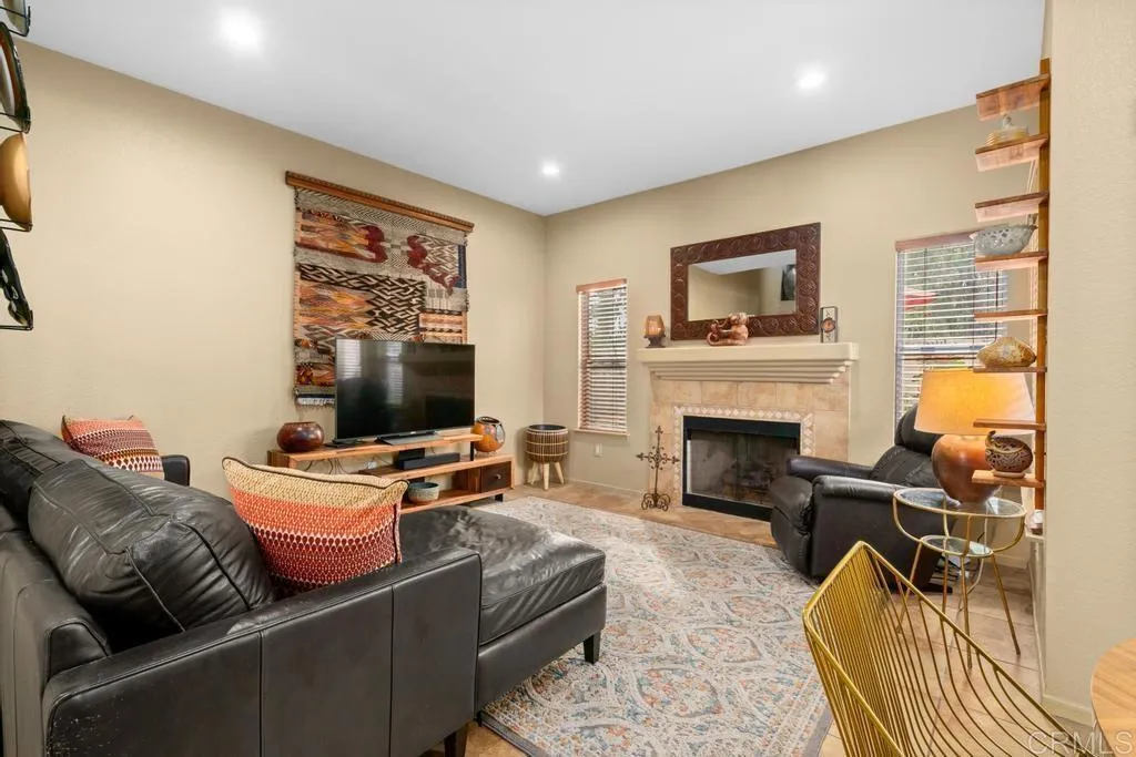https://cdn.realtyfeed.com/cdn/127/306587371/ece4400f4570ebd3a38da2c973cfdf4c.webp