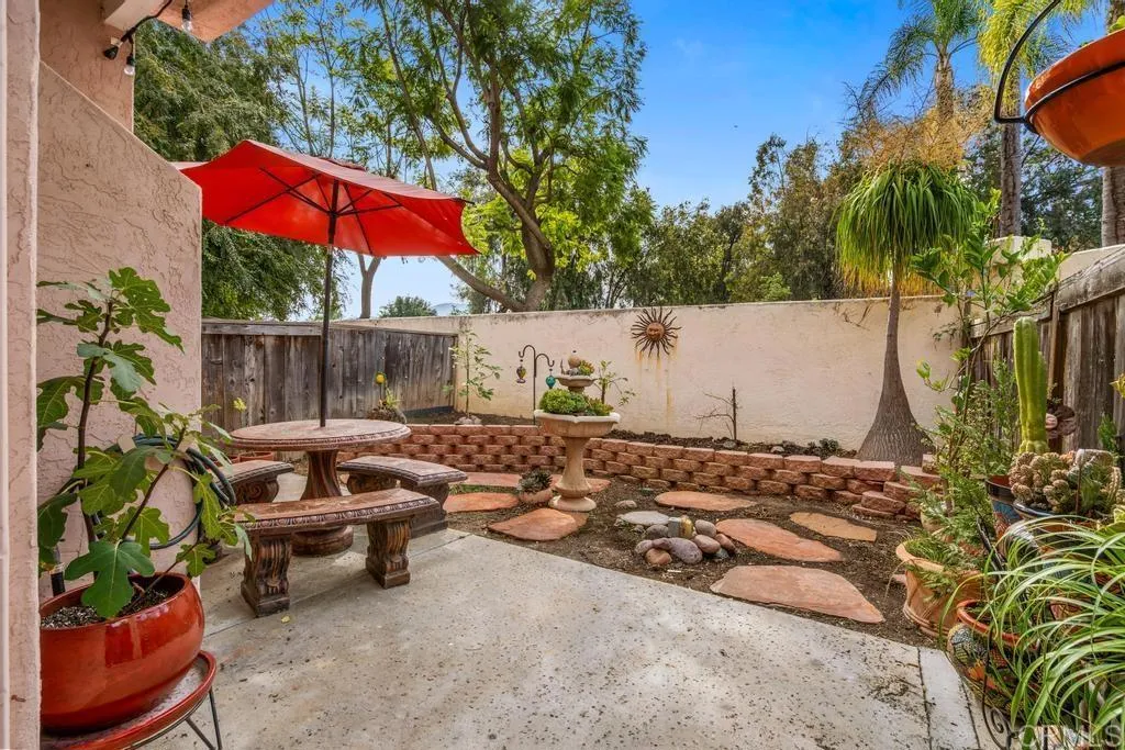 https://cdn.realtyfeed.com/cdn/127/306587371/ee6799f7c0eaece54220aad4640b2419.webp
