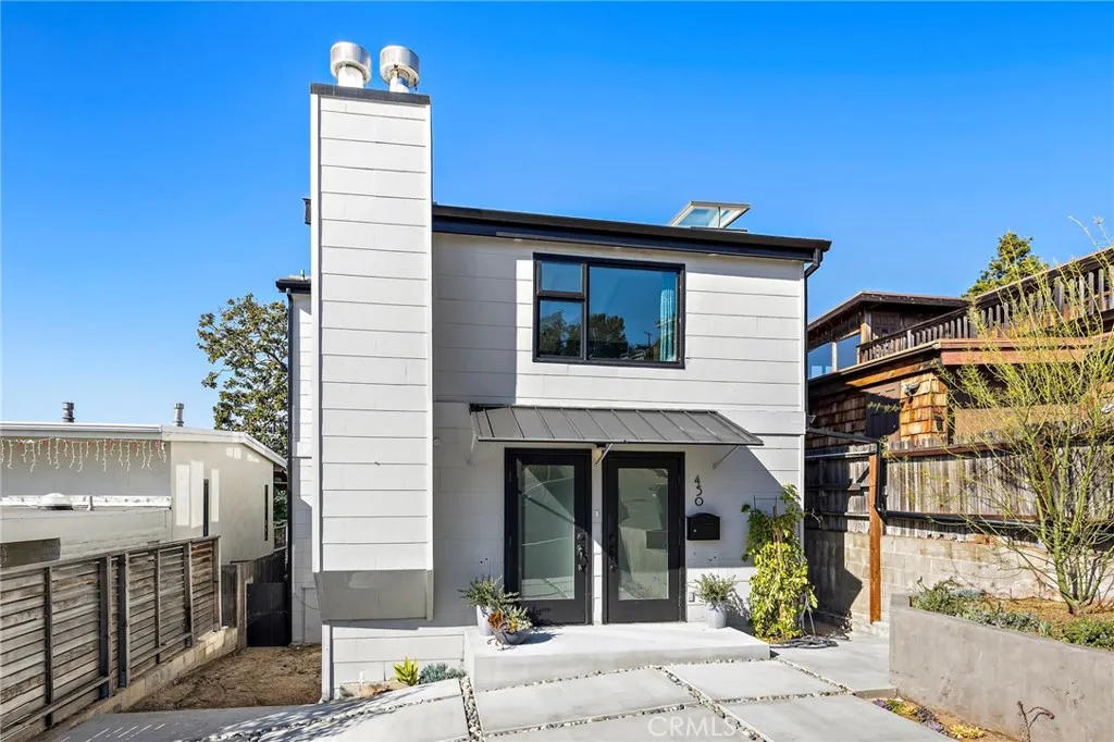 450 Ruby Street Unit Lower, Laguna Beach, CA 92651 - Photo 2 of 25, Laguna Beach, CA