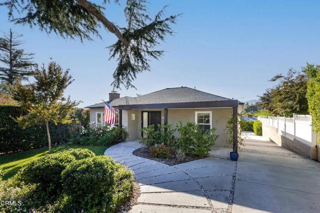 La Canada Flintridge, CA 91011