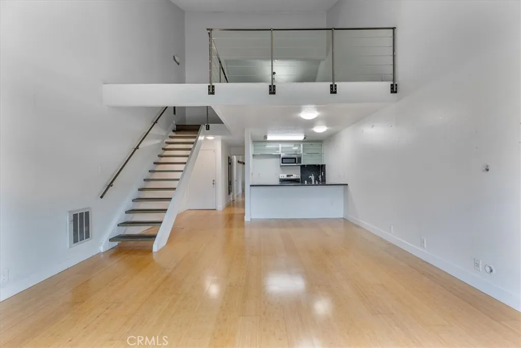 Long Beach, CA 90815