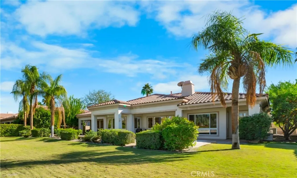 17 Oakmont Drive