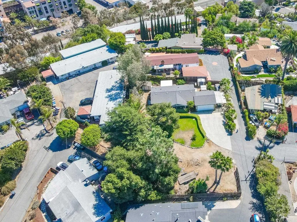 https://cdn.realtyfeed.com/cdn/127/306587465/3c9db86d5c91d58532300e2ac2d2a501.webp