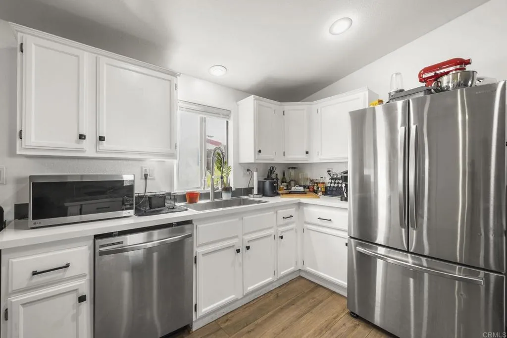 https://cdn.realtyfeed.com/cdn/127/306587465/ccb70533d7861a64a61f8781c0e5e3ea.webp