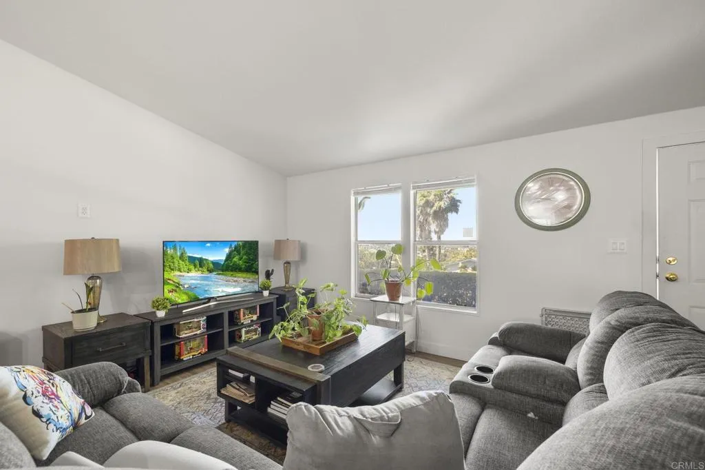 https://cdn.realtyfeed.com/cdn/127/306587465/fb3c12b2b029569528cee6a4c91a0167.webp