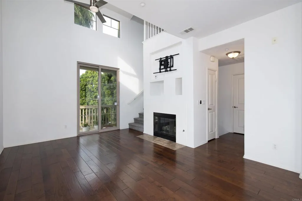 https://cdn.realtyfeed.com/cdn/127/306587501/bba41a185f8ae31d7737b0e510e1dd6e.webp