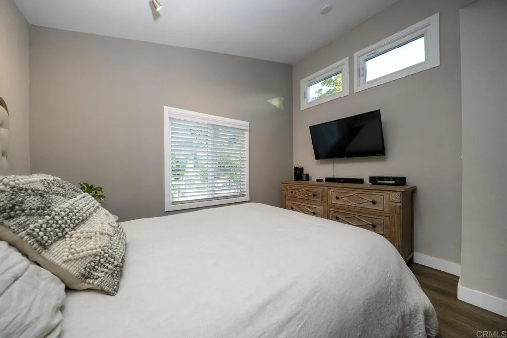 https://cdn.realtyfeed.com/cdn/127/306587505/484417edee0b199d8142be00b8a28769.webp
