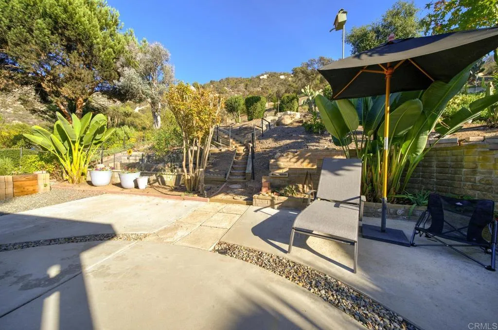 https://cdn.realtyfeed.com/cdn/127/306587505/8b086f5b8e2aec63faf0515af909fb42.webp