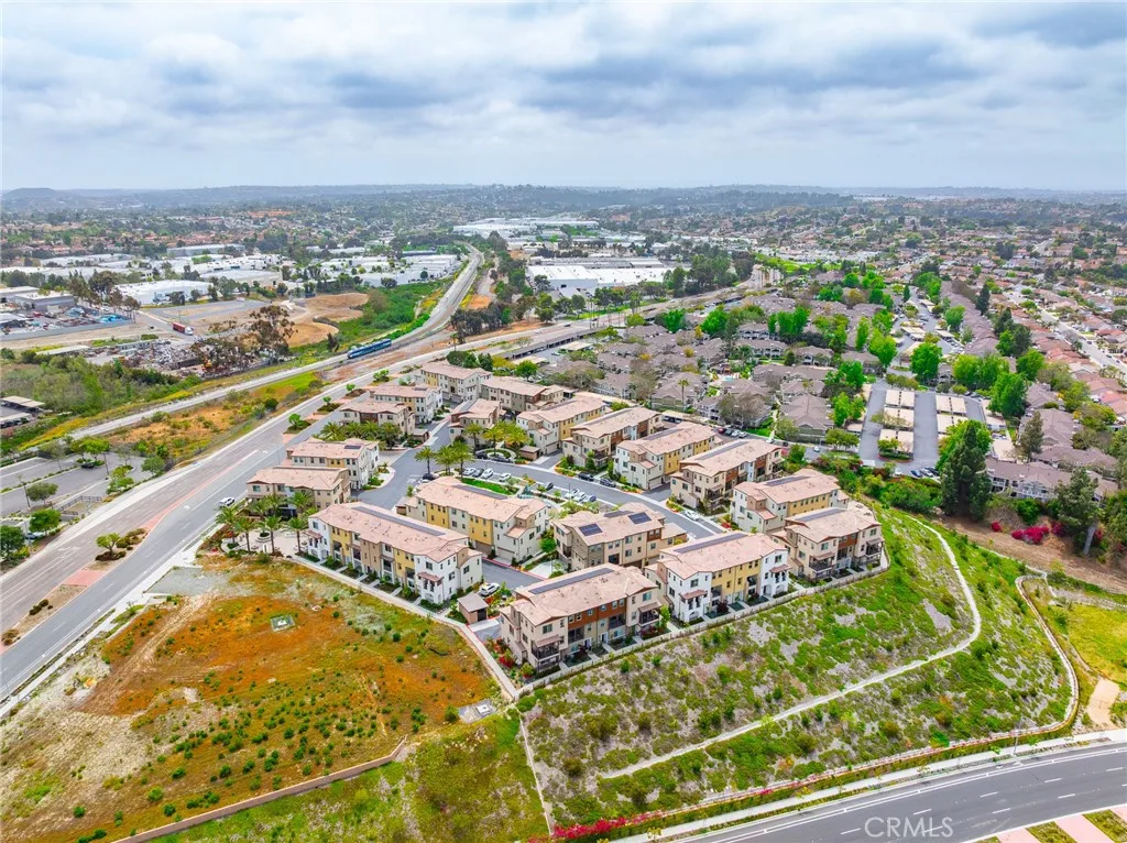 https://cdn.realtyfeed.com/cdn/127/306587556/c4088b132e8129057080f5ac00884571.webp