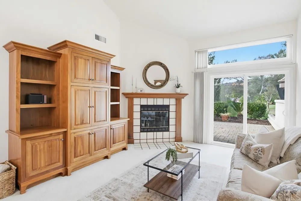 https://cdn.realtyfeed.com/cdn/127/306587609/8a9b43c1872be9aea5db7c0e8d02df6b.webp