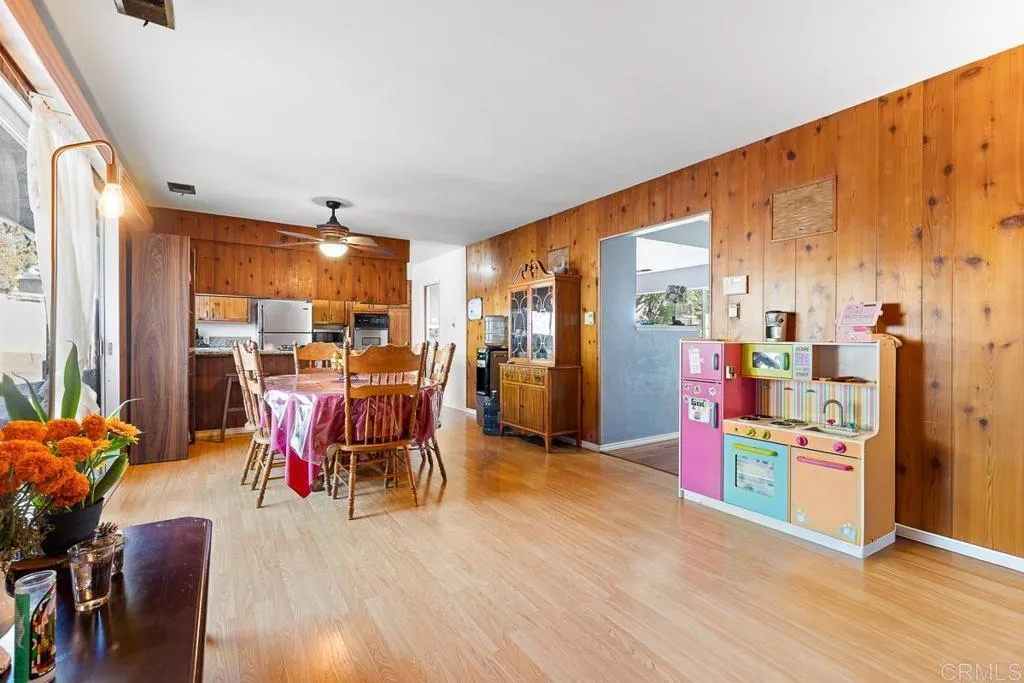 https://cdn.realtyfeed.com/cdn/127/306587636/6ac1a4982d87c3e0a8eddb1e4b2ef74a.webp