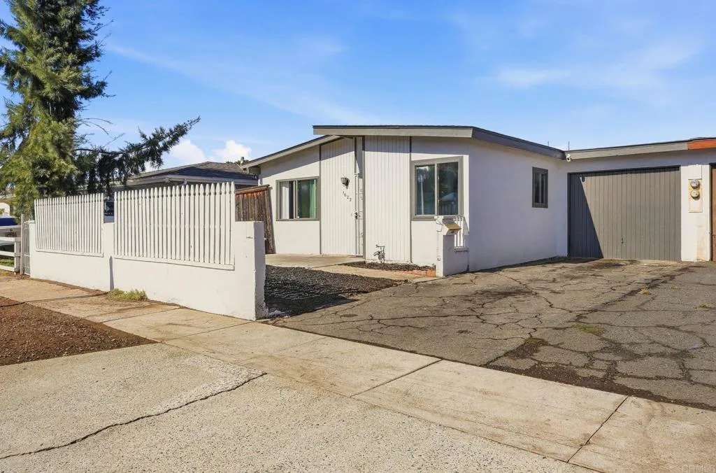 https://cdn.realtyfeed.com/cdn/127/306587671/3981c51f56bd4ca70adce87c3e232196.webp