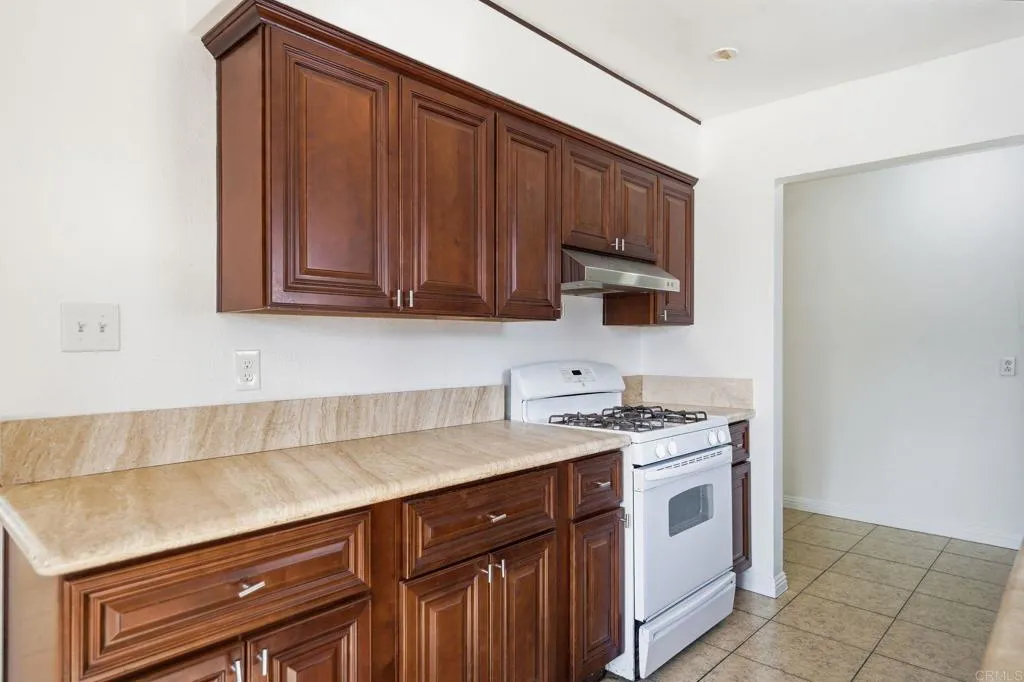 https://cdn.realtyfeed.com/cdn/127/306587671/6c07860e1707f3ec7c631db1a3592780.webp