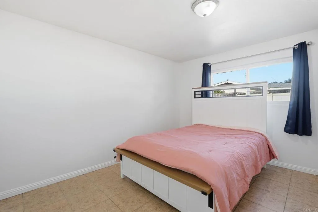 https://cdn.realtyfeed.com/cdn/127/306587671/90ab21df77e7431d7e0751aefa7adcc1.webp