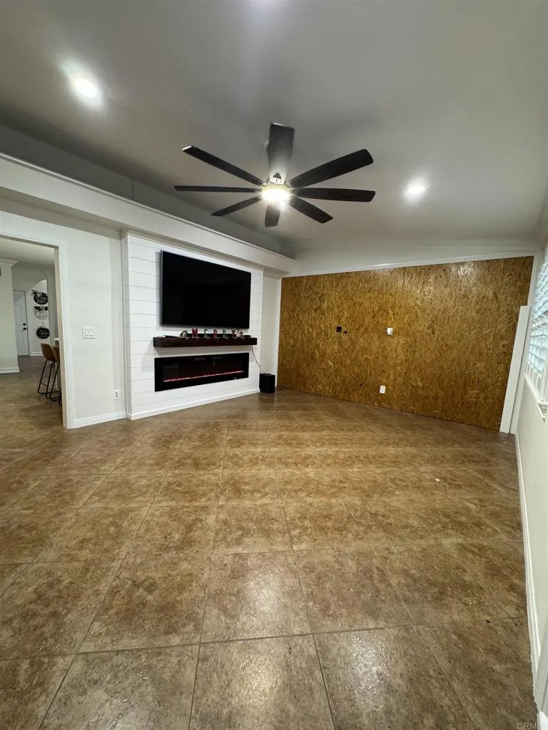 https://cdn.realtyfeed.com/cdn/127/306587717/a76074a89927dcdb9418e15a6951c344.webp