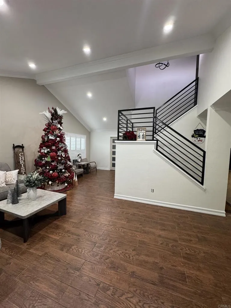 https://cdn.realtyfeed.com/cdn/127/306587717/e7ea28cfa214213133cb983c641394ed.webp