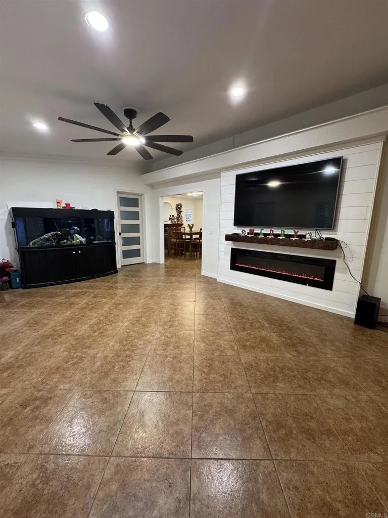 https://cdn.realtyfeed.com/cdn/127/306587717/ec2848b5674a5928fe1685658e718c98.webp