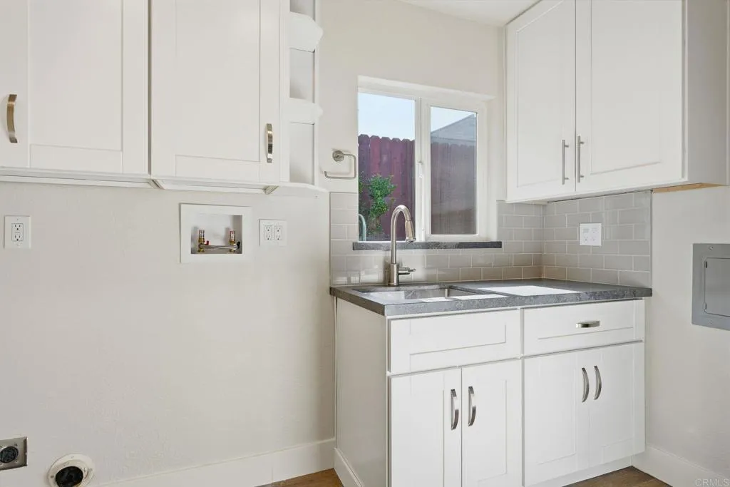 https://cdn.realtyfeed.com/cdn/127/306587739/249cb24699cad6b1d24ca35f65edf8d8.webp