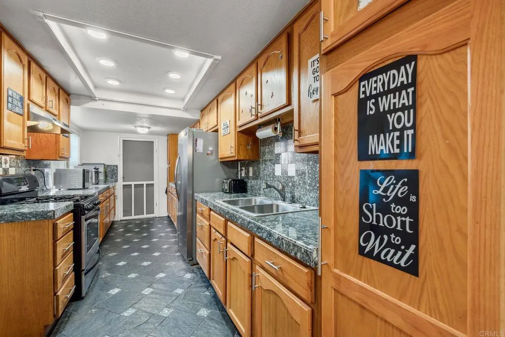 https://cdn.realtyfeed.com/cdn/127/306587766/7467dc78142e46736bc15907e0b1c7a5.webp