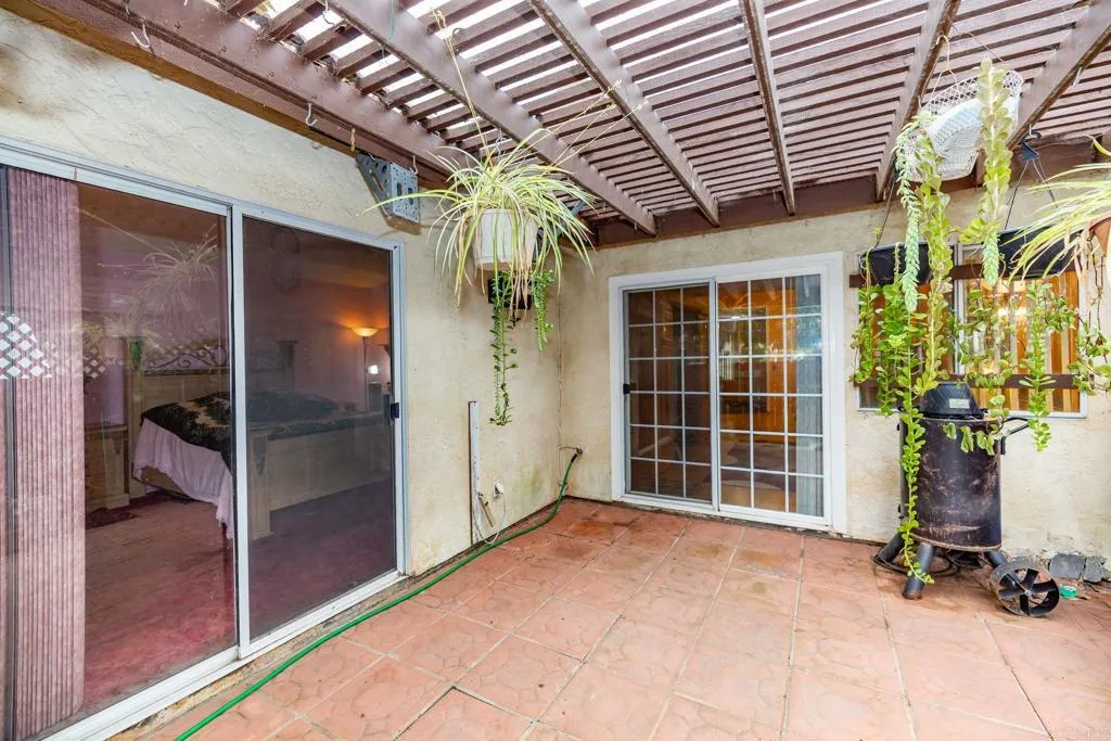 https://cdn.realtyfeed.com/cdn/127/306587766/758da4c1060b366c131629c1da673348.webp