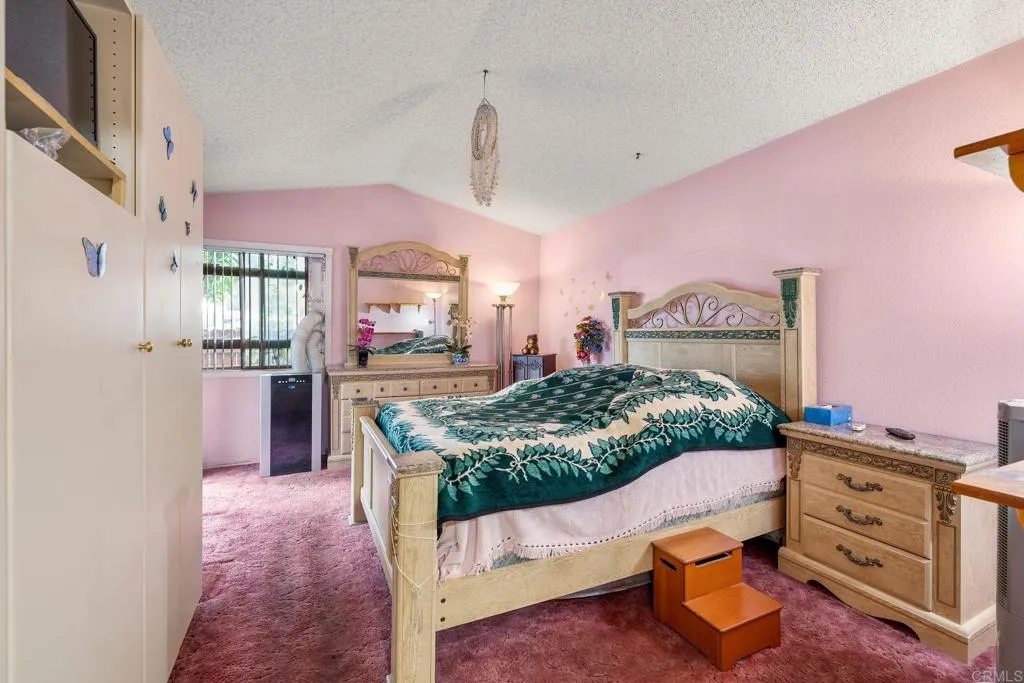 https://cdn.realtyfeed.com/cdn/127/306587766/87e10a5888cfb907641a738e1d229919.webp
