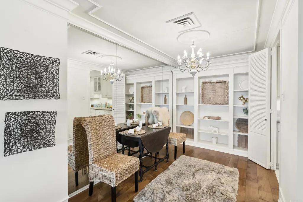 https://cdn.realtyfeed.com/cdn/127/306587777/3baaea21ec79740a61bc12008e1c472b.webp