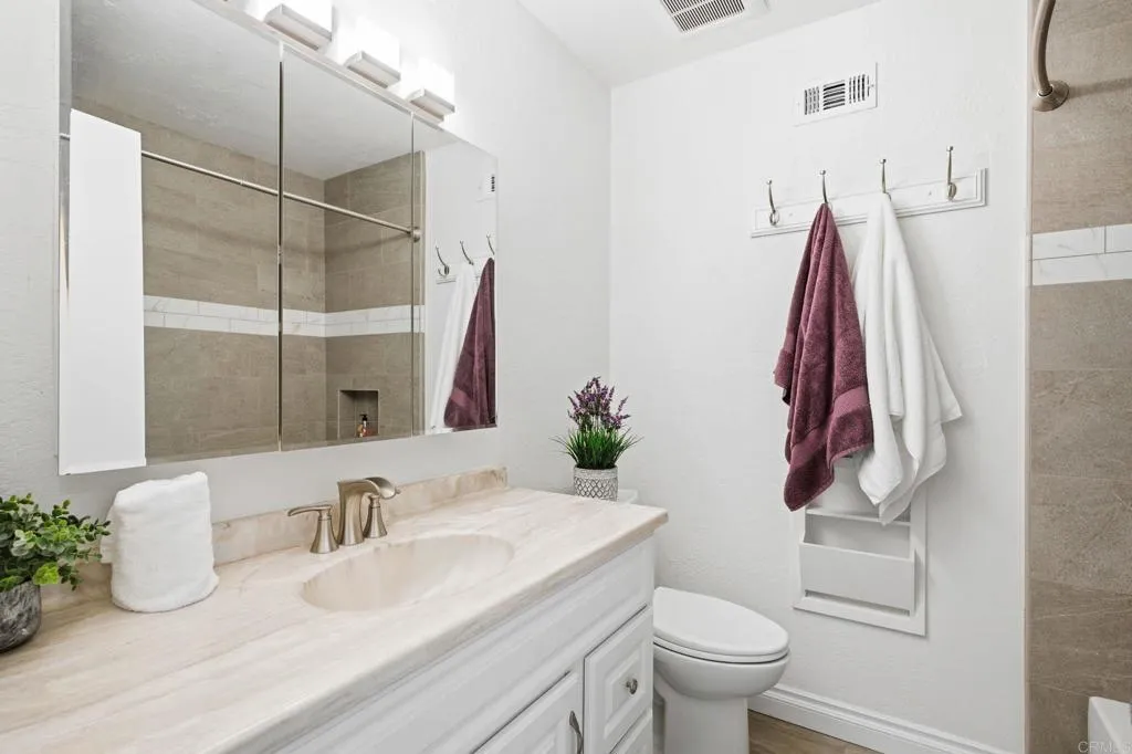 https://cdn.realtyfeed.com/cdn/127/306587830/24b64b2a7320b1df67e3ce6d395b8dd6.webp
