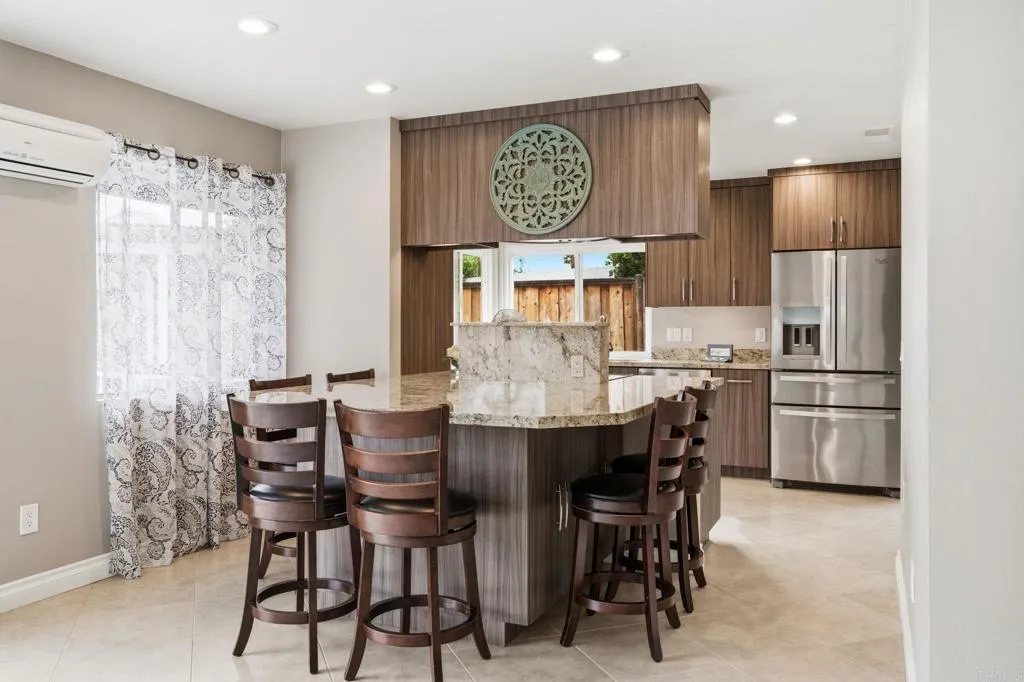 https://cdn.realtyfeed.com/cdn/127/306587830/2ad44dfe339c356b45a6af811274000e.webp