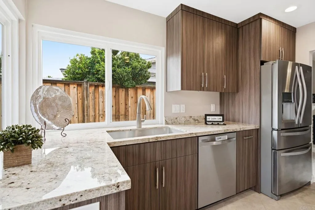 https://cdn.realtyfeed.com/cdn/127/306587830/ad91905f93da5b16338d77976582f358.webp
