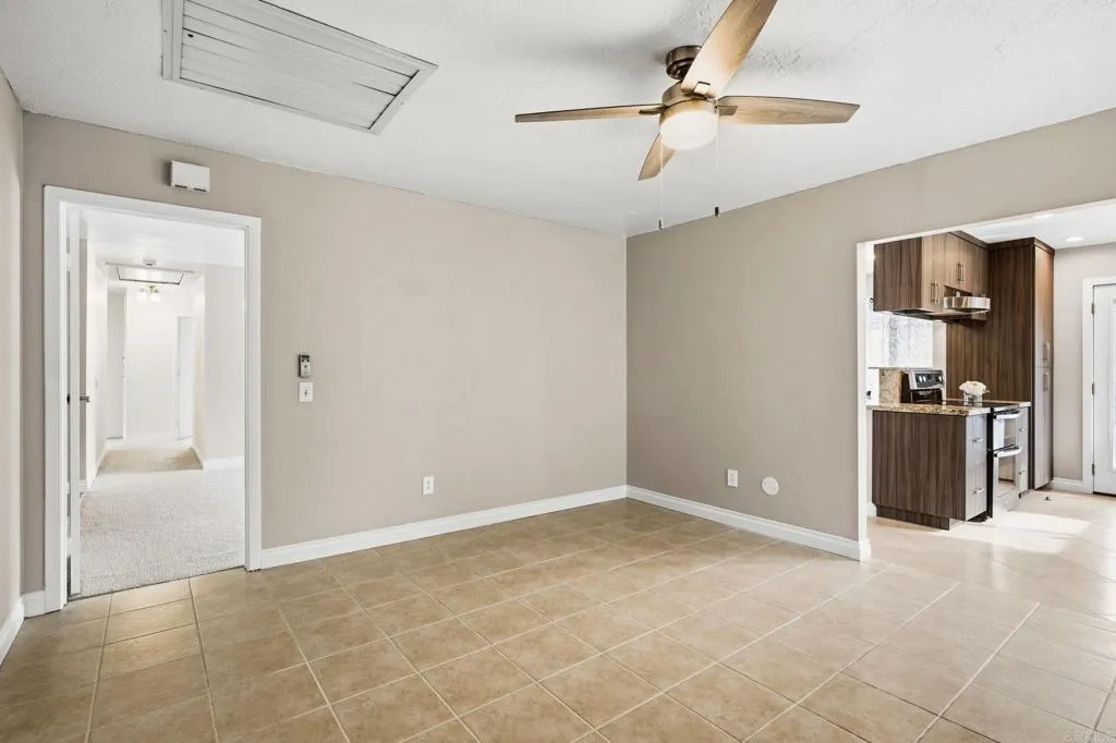 https://cdn.realtyfeed.com/cdn/127/306587830/afc74d05940149eec84945fee5059f6d.webp