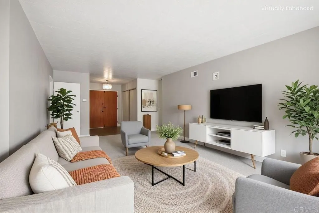 https://cdn.realtyfeed.com/cdn/127/306587830/f8688a0bb001b48a7260864ac9e6f186.webp