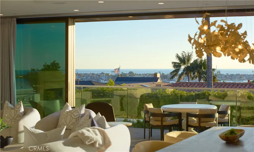 1501 Serenade Terrace, Corona del Mar, CA 92625 - Photo 5 of 29, Corona Del Mar, CA