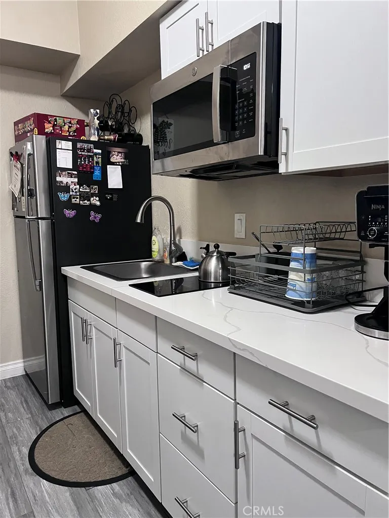 https://cdn.realtyfeed.com/cdn/127/306587888/072be72805ee5ab2f0dfba6f5c71dc55.webp