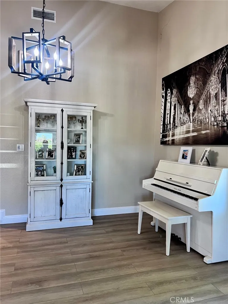 https://cdn.realtyfeed.com/cdn/127/306587888/364a871fc0d3a1e9cff6defd5eae35c4.webp