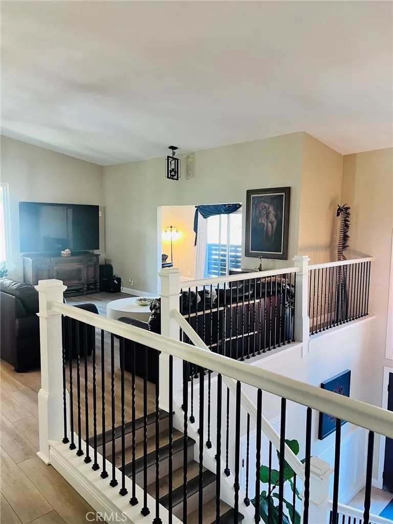https://cdn.realtyfeed.com/cdn/127/306587888/74cd7935817cb13815cd0b2d6c6973a9.webp