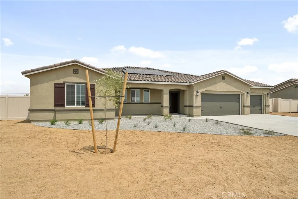 Apple Valley, CA 92307