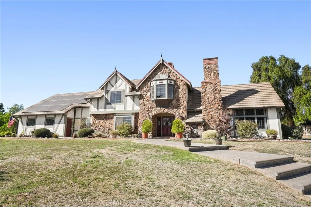 32852 Agua Dulce Canyon Road, Agua Dulce, CA 91390