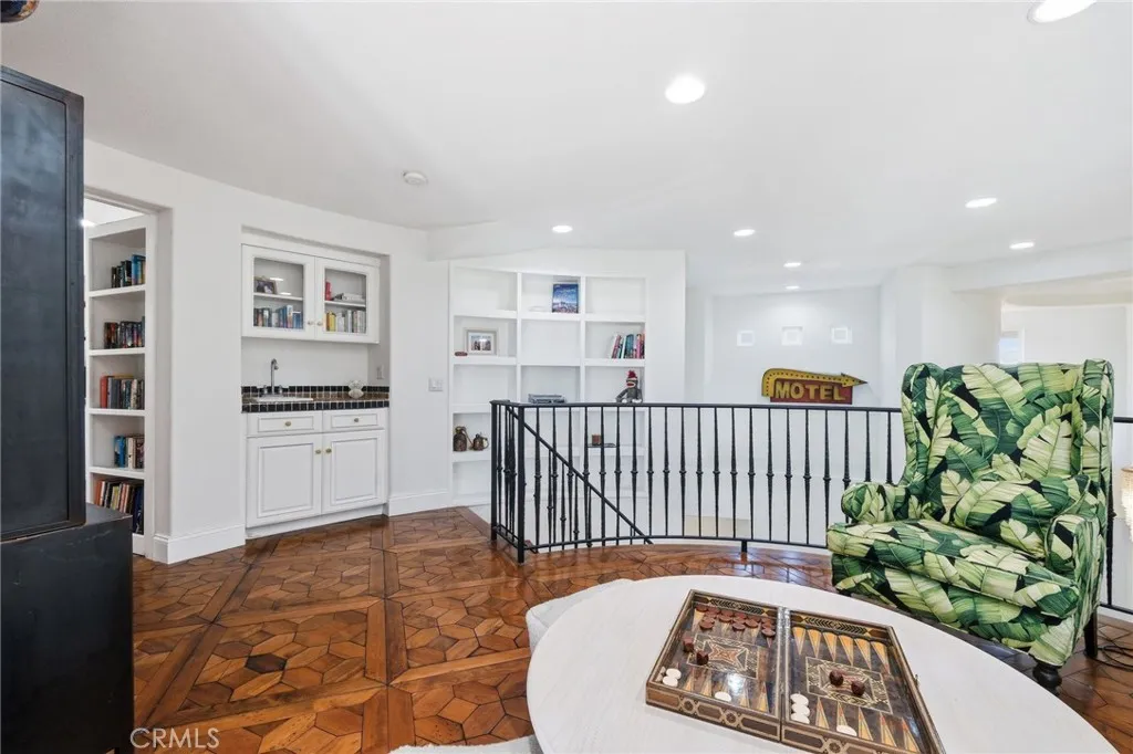 https://cdn.realtyfeed.com/cdn/127/306587956/39fb8a55c836cec3877bdaaa5cffae53.webp