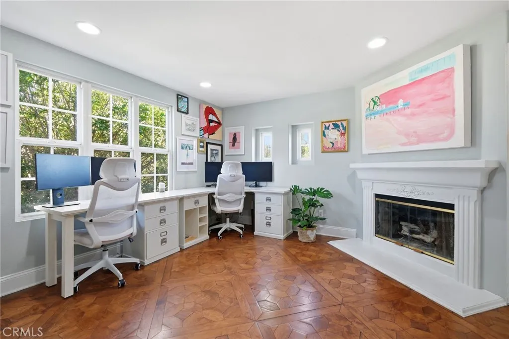 https://cdn.realtyfeed.com/cdn/127/306587956/9098e9ef7dfa0fa8c77ccebe488e4deb.webp