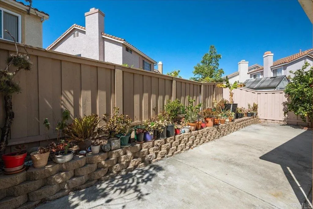 https://cdn.realtyfeed.com/cdn/127/306588029/362626417f0b29c8034873437ee54155.webp