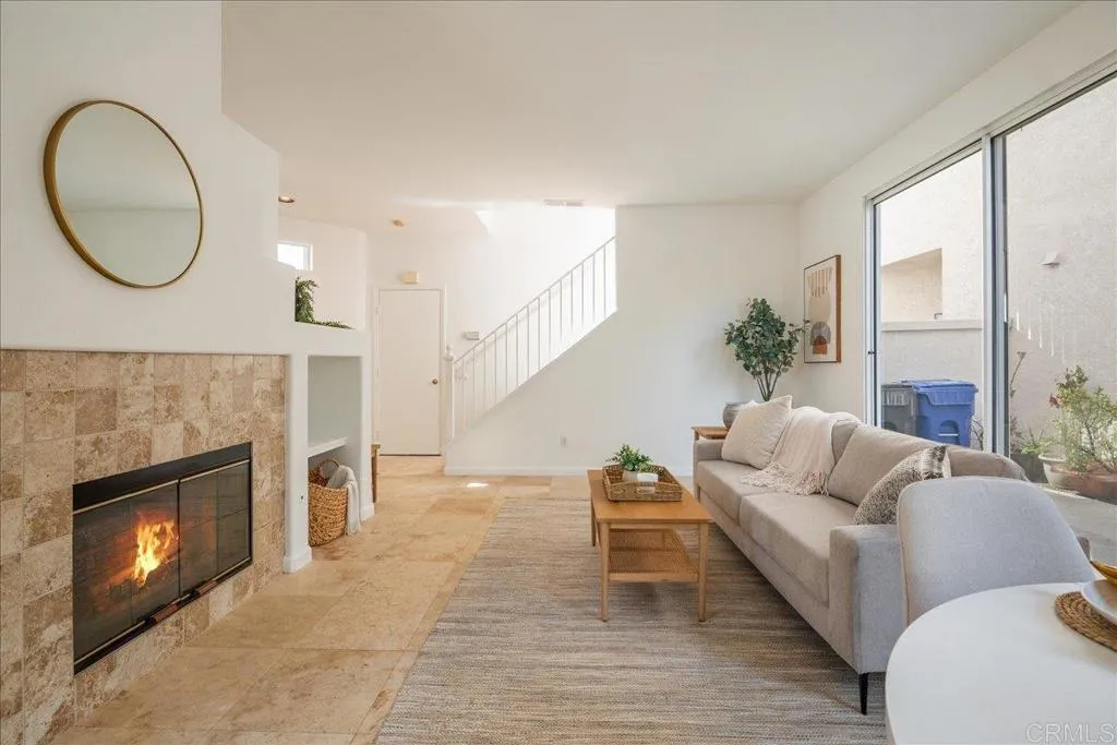 https://cdn.realtyfeed.com/cdn/127/306588029/5e0d05974a7f869ab583bb91fb46c946.webp