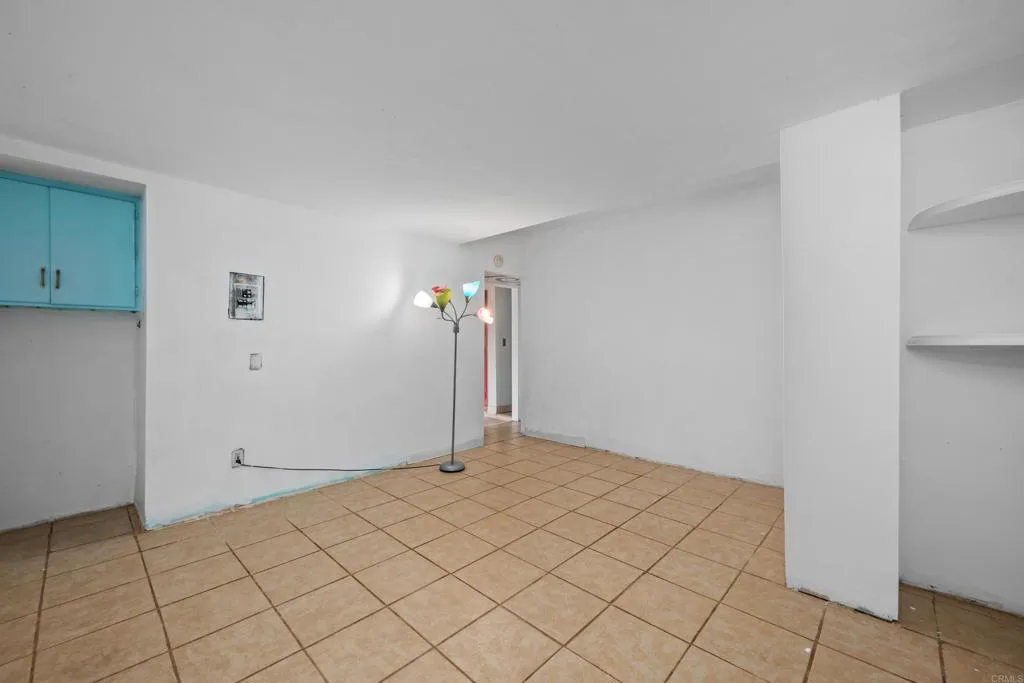 https://cdn.realtyfeed.com/cdn/127/306588103/c1899236f32f7e07ed1a0201dbf8aecd.webp