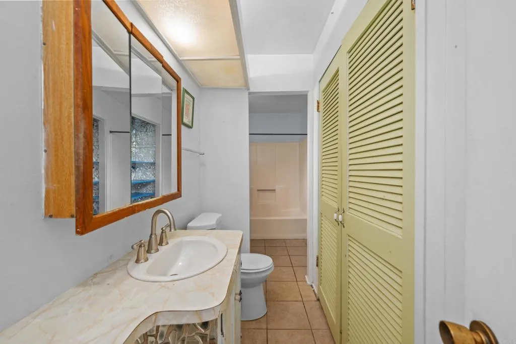 https://cdn.realtyfeed.com/cdn/127/306588103/df10321c3c5c63fb0228382ca4f21e9b.webp